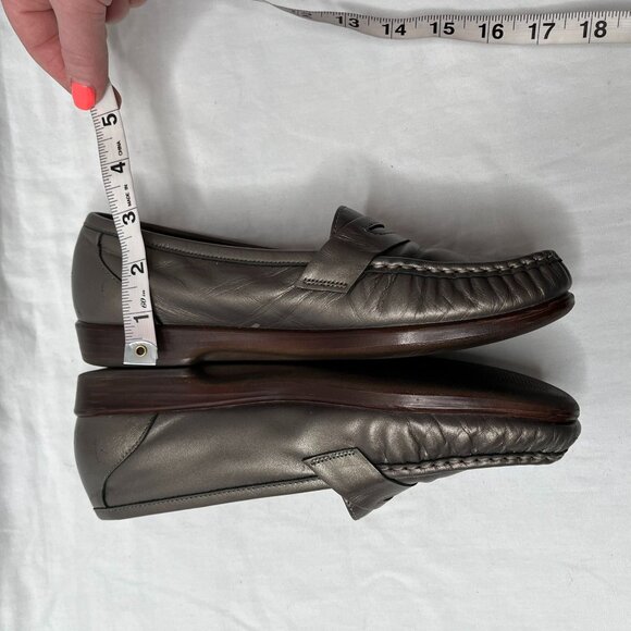 SAS Womens Metallic Pewter Silver Leather Penny Loafers Slip-On Size 8 M - Picture 7 of 11